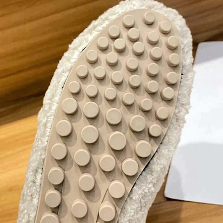 Mocassins en peluche semelle antidérapante – Arielle