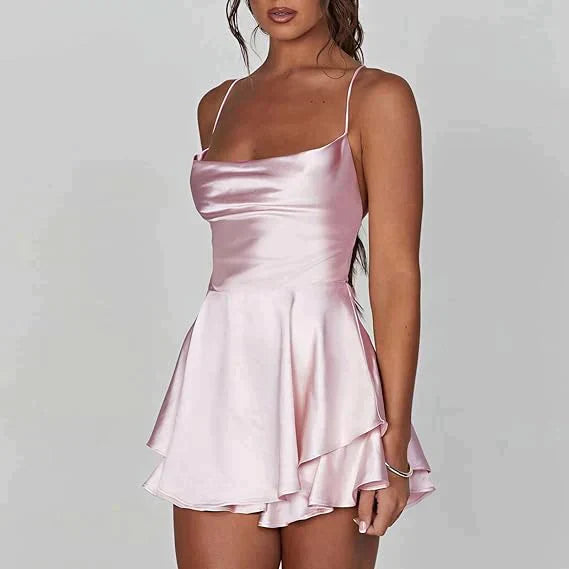Robe en satin dos nu femme
