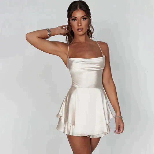 Robe en satin dos nu femme